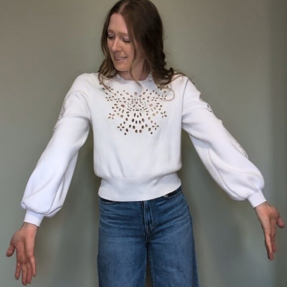 Vici White Floral Cutout Sweater M Romantic Soft - Picture 1 of 8